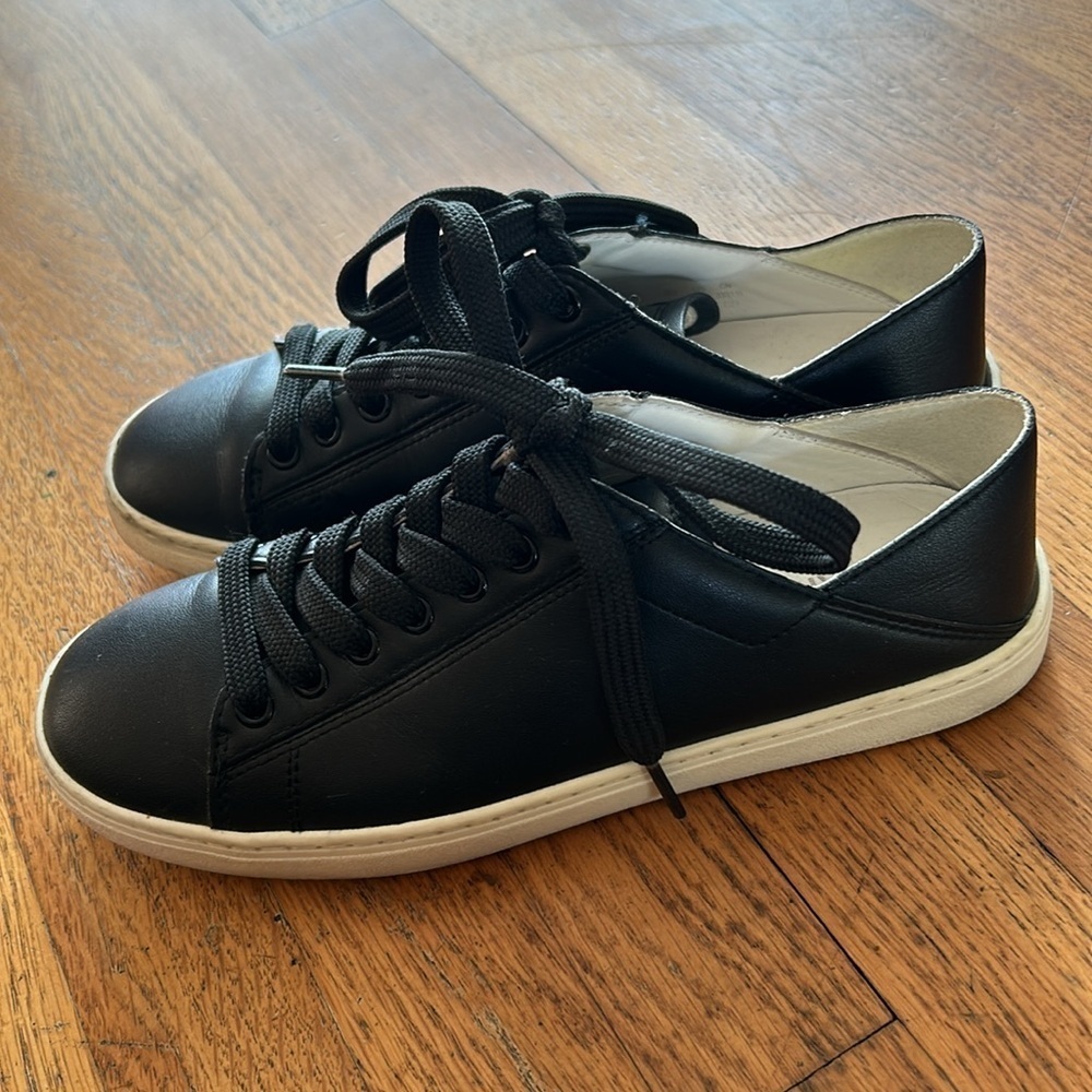 Stuart Weitzman LIVVY CONVERTIBLE Black Sneaker Size 5.5